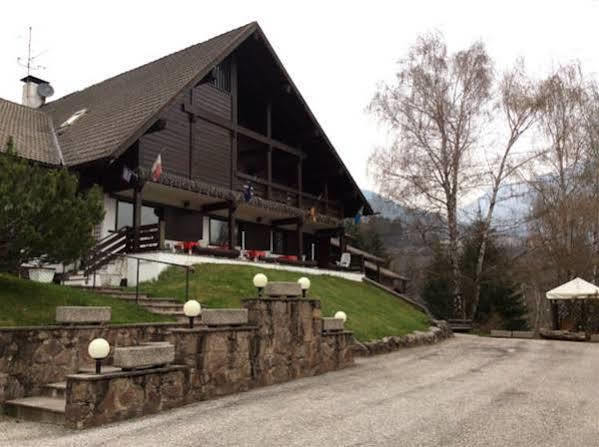 Hotel Panorama Cavalese Luaran gambar